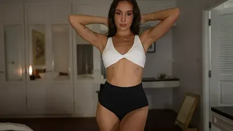 ValerieHill — Stripchat recorded stream image, 12.10.2025 05:30
