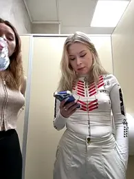Cum_girlss — Stripchat recorded stream image, 13.10.2025 04:10