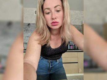 goddesssssss — Bongacams recorded stream screenshot (13 Oct 2025)