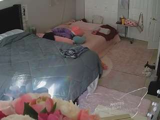 voyeurcam-house-charleys-room — Camsoda recorded stream image, 09.10.2025 18:00