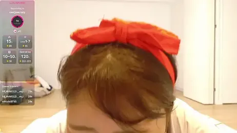 SUZU_ — Stripchat recorded stream screenshot (13 Oct 2025)