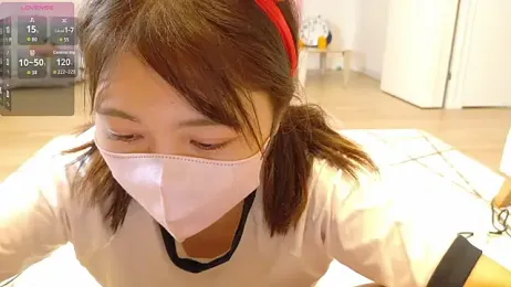 SUZU_ — Stripchat recorded stream screenshot (13 Oct 2025)