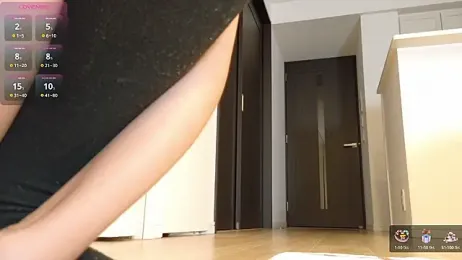 SUZU_ — Stripchat recorded stream screenshot (13 Oct 2025)