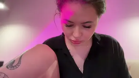 AlmaryKim — Stripchat recorded stream image, 13.10.2025 20:10