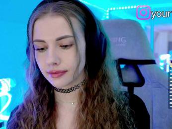 VikkiExtraCheese — Bongacams recorded stream image, 13.10.2025 19:10