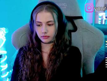 VikkiExtraCheese — Bongacams recorded stream image, 13.10.2025 19:10