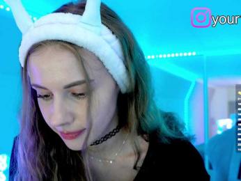 VikkiExtraCheese — Bongacams recorded stream image, 13.10.2025 19:10