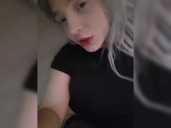 LittleDelora — Bongacams recorded stream screenshot (14 Oct 2025)