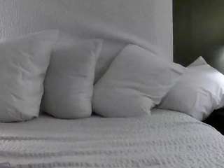 tastethepeach — Camsoda recorded stream screenshot (14 Oct 2025)