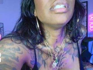 iamtattedqueen — Camsoda recorded stream image, 14.10.2025 20:10
