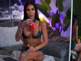 RaquelleVon — Bongacams recorded stream image, 15.10.2025 09:20
