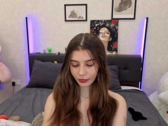 dolly-ll — Bongacams recorded stream image, 15.10.2025 13:20
