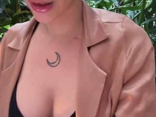 anastaxialynn — Camsoda recorded stream image, 15.10.2025 20:00