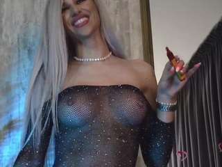 karlabart — Camsoda recorded stream image, 16.10.2025 19:40