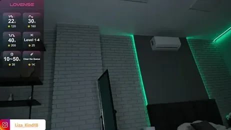 juicy-pussy — Stripchat recorded stream image, 17.10.2025 03:00