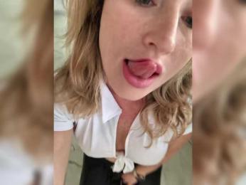 goddesssssss — Bongacams recorded stream screenshot (17 Oct 2025)