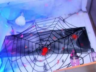 vaiolett-coleman — Camsoda recorded stream image, 17.10.2025 09:30