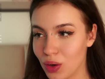 vivid_girls — Chaturbate recorded stream image, 17.10.2025 07:40