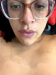 Ninnfa — Stripchat recorded stream image, 17.10.2025 20:40