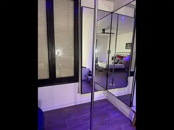TiffanyRoxx — Stripchat recorded stream image, 17.10.2025 19:00