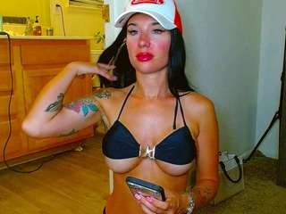 tighttinymilf — Camsoda recorded stream image, 18.10.2025 01:20