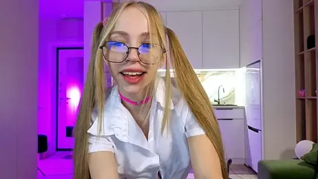 BritaKiss — Stripchat recorded stream image, 18.10.2025 02:10