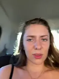 MariiD — Stripchat recorded stream image, 18.10.2025 06:50