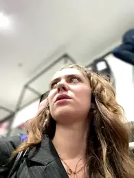 MariiD — Stripchat recorded stream image, 18.10.2025 06:50