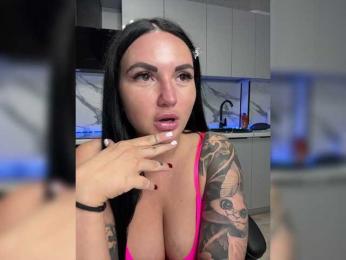 KROSHKA_N — Bongacams recorded stream image, 18.10.2025 09:20