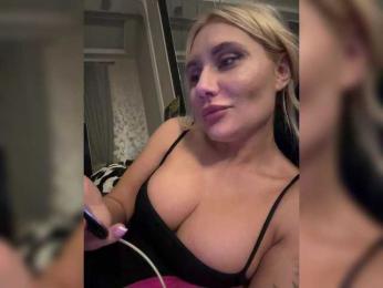 Tvoyasamka77 — Bongacams recorded stream image, 18.10.2025 11:00