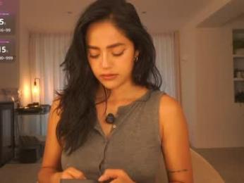 n_o_v_a — Chaturbate recorded stream image, 18.10.2025 17:20