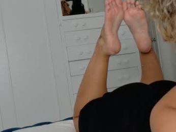 theislandgirl — Chaturbate recorded stream image, 18.10.2025 22:50