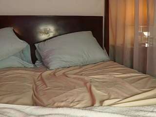 katyerave — Camsoda recorded stream image, 18.10.2025 20:20