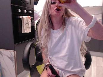 blondalina — Bongacams recorded stream image, 20.02.2025 23:30