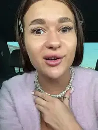 UrLillShy — Stripchat recorded stream image, 21.02.2025 01:30