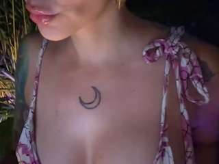 anastaxialynn — Camsoda recorded stream image, 19.10.2025 20:00