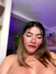 Your_Honeey — Stripchat recorded stream image, 19.10.2025 16:10