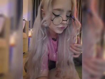 LittleDelora — Bongacams recorded stream screenshot (20 Oct 2025)