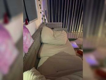 LittleDelora — Bongacams recorded stream screenshot (20 Oct 2025)