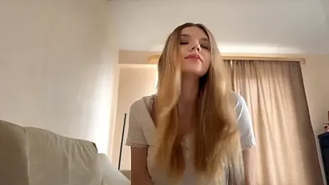 FruityXo — Stripchat recorded stream screenshot (20 Oct 2025)