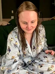 GingerSnap33 — Stripchat recorded stream image, 20.10.2025 22:50