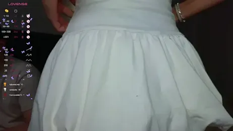 W___ — Stripchat recorded stream image, 21.10.2025 02:40