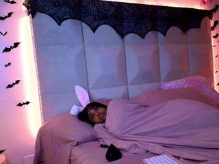 briannabrave — Camsoda recorded stream image, 21.10.2025 05:20