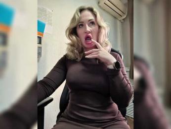 goddesssssss — Bongacams recorded stream screenshot (21 Oct 2025)