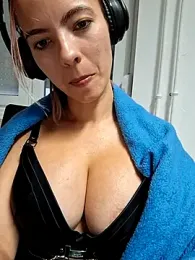 allinqueen — Stripchat recorded stream image, 21.10.2025 11:40