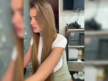 SweetyMia — Bongacams recorded stream screenshot (21 Oct 2025)