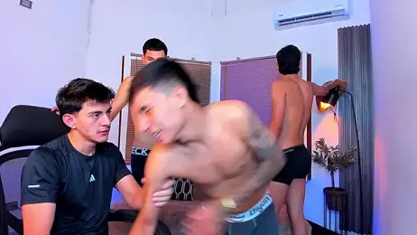 Sexy_BoysW — Stripchat recorded stream image, 21.10.2025 13:10
