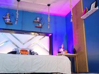 lady-brownn — Camsoda recorded stream screenshot (21 Oct 2025)