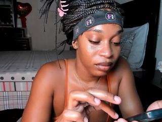 iluvsaffire-bleu — Camsoda recorded stream screenshot (21 Oct 2025)