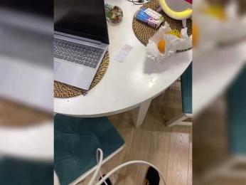 YuGoVi — Bongacams recorded stream image, 21.10.2025 19:50